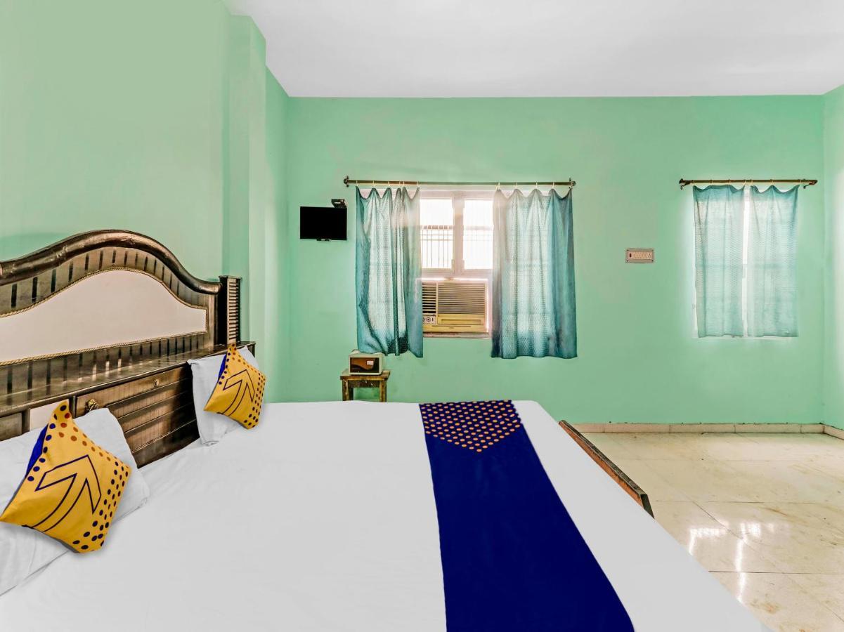 Spot On 81122 Saket Honest Hotel Ayodhya Exterior foto