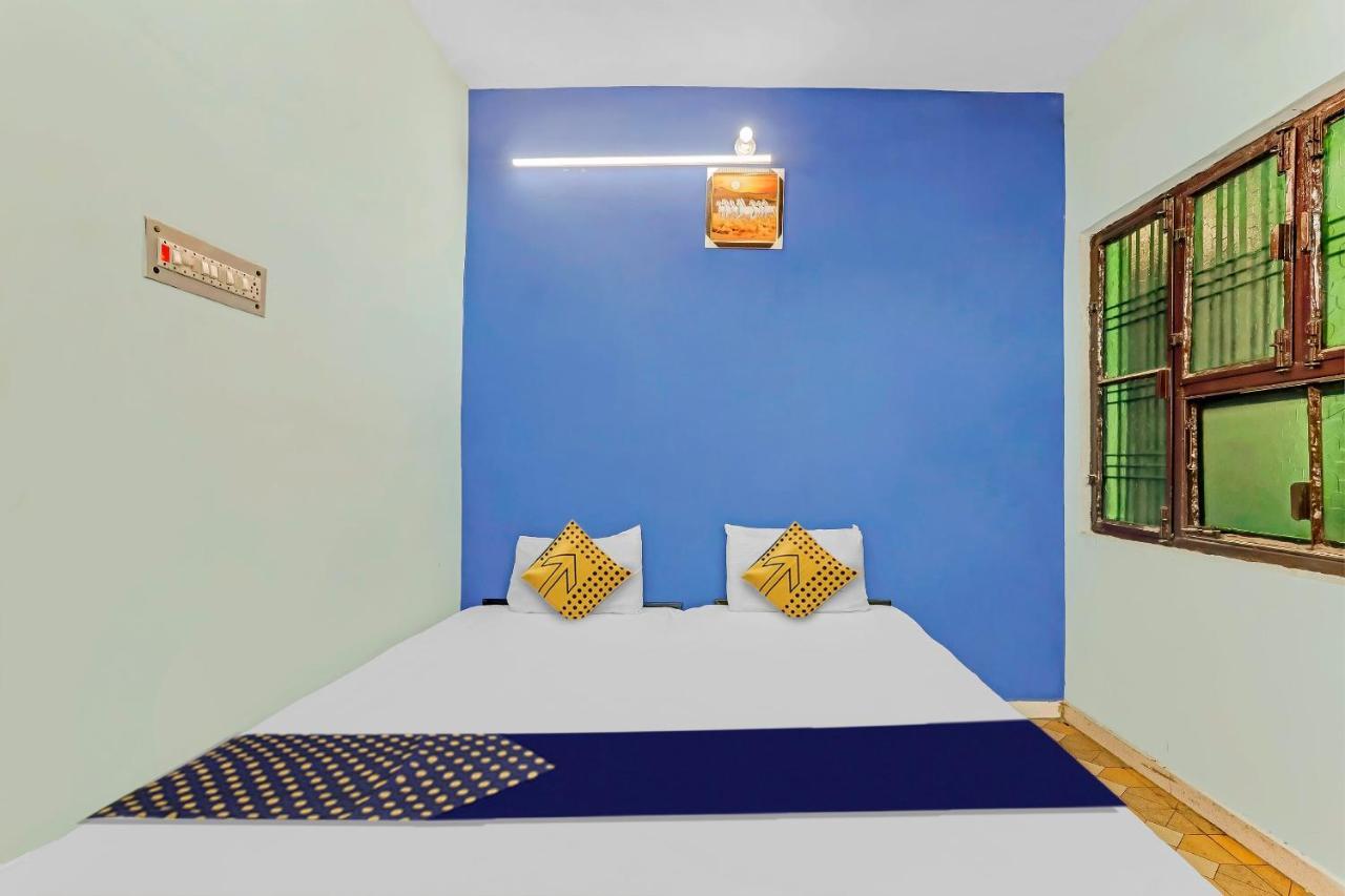 Spot On 81122 Saket Honest Hotel Ayodhya Exterior foto