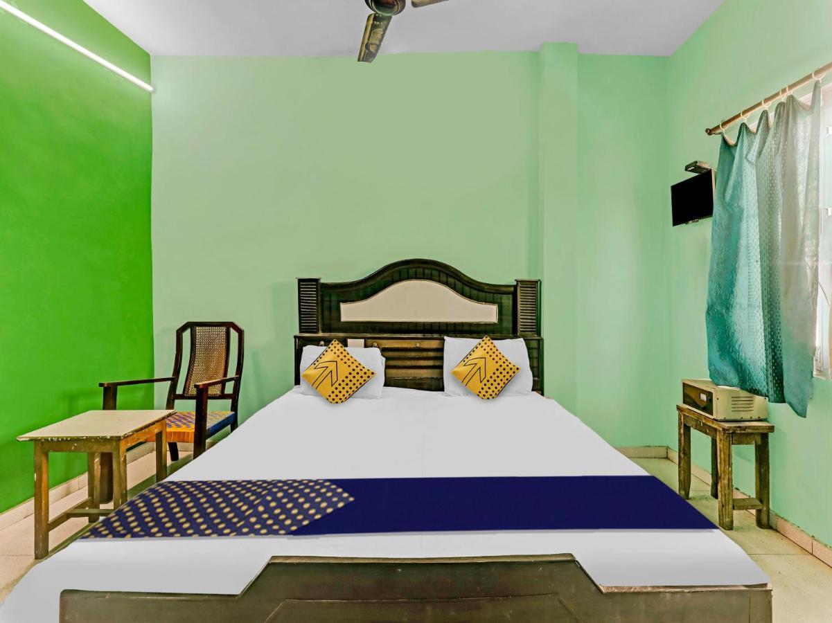 Spot On 81122 Saket Honest Hotel Ayodhya Exterior foto